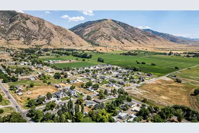 265 S 100 E, Millville, UT 84326 - Photo 25