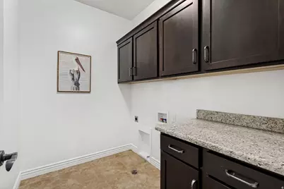 6856 W Windy Ridge Dr, Herriman, UT 84096 - Photo 29