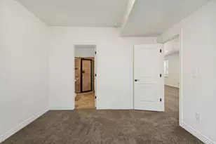 6856 W Windy Ridge Dr, Herriman, UT 84096 - Photo 51