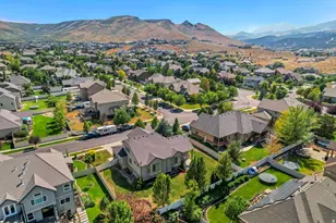 6856 W Windy Ridge Dr, Herriman, UT 84096 - Photo 71
