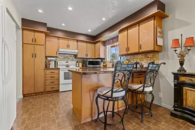 703 Emerald Dr, Bountiful, UT 84010 - Photo 11