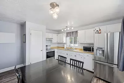 3347 S Sidney Way, Magna, UT 84044 - Photo 3