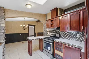 2875 N Hillfield Rd, Layton, UT 84041 - Photo 21