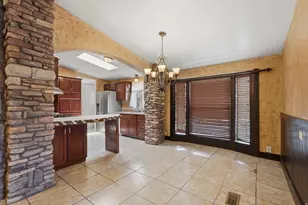 2875 N Hillfield Rd, Layton, UT 84041 - Photo 17