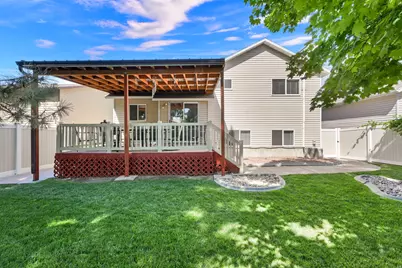 139 N 400 W, Clearfield, UT 84015 - Photo 17
