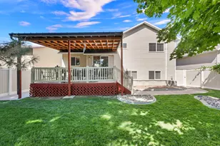 139 N 400 W, Clearfield, UT 84015 - Photo 17