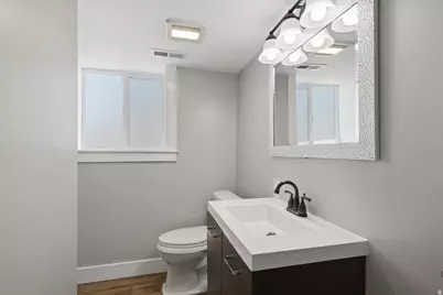 4407 S Vista Dr E, South Ogden, UT 84403 - Photo 27