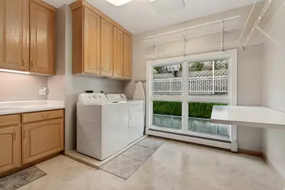 2457 S Scenic Dr, Salt Lake City, UT 84109 - Photo 39