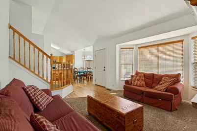 1643 Lewis and Clark Dr, Centerville, UT 84014 - Photo 5