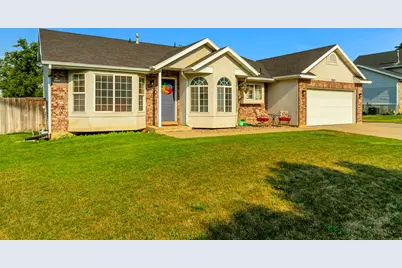 1643 Lewis and Clark Dr, Centerville, UT 84014 - Photo 3