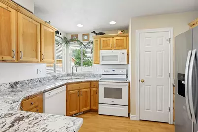 11912 S 2160 W, Riverton, UT 84065 - Photo 11