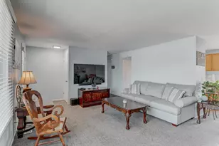 834 E Silver Shadows Dr, Murray, UT 84107 - Photo 3