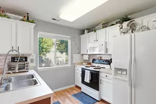 858 E 760 N, Ogden, UT 84404 - Photo 11