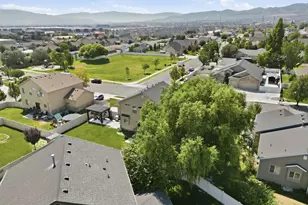 4338 W Sacajewa St, Riverton, UT 84096 - Photo 33