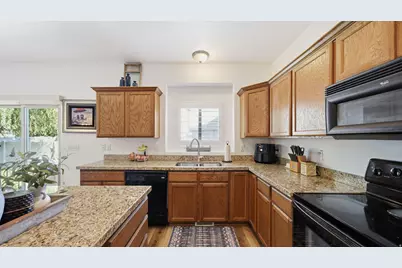 4338 W Sacajewa St, Riverton, UT 84096 - Photo 9