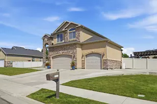 4338 W Sacajewa St, Riverton, UT 84096 - Photo 27