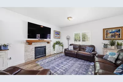 4338 W Sacajewa St, Riverton, UT 84096 - Photo 5