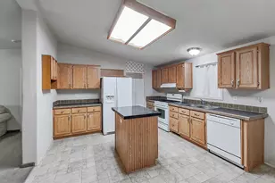 70 S 300 E, Elsinore, UT 84724 - Photo 17