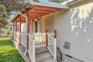 70 S 300 E, Elsinore, UT 84724 - Photo 7