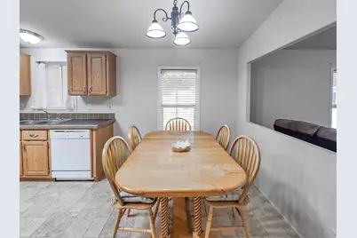 70 S 300 E, Elsinore, UT 84724 - Photo 21