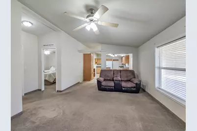 70 S 300 E, Elsinore, UT 84724 - Photo 25
