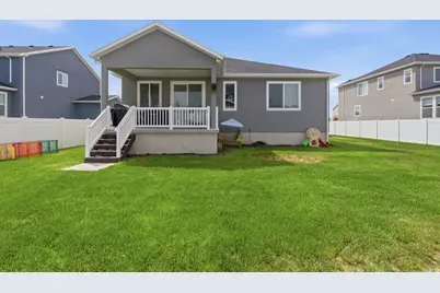 1079 E Horse Rider Dr, Eagle Mountain, UT 84005 - Photo 5