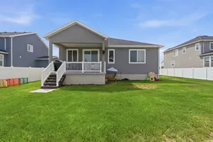 1079 E Horse Rider Dr, Eagle Mountain, UT 84005 - Photo 5