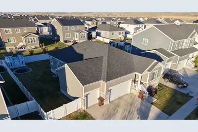 1079 E Horse Rider Dr, Eagle Mountain, UT 84005 - Photo 29