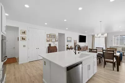 1079 E Horse Rider Dr, Eagle Mountain, UT 84005 - Photo 9
