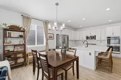1079 E Horse Rider Dr, Eagle Mountain, UT 84005 - Photo 11