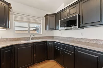 2293 N 390 E, Provo, UT 84604 - Photo 17