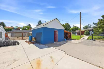 5037 S 3200 W, Taylorsville, UT 84118 - Photo 13