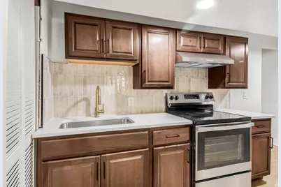 5504 W Ticklegrass Rd S, West Jordan, UT 84081 - Photo 17