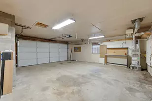 642 W Applewood Dr N, Centerville, UT 84014 - Photo 27