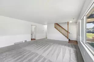 642 W Applewood Dr N, Centerville, UT 84014 - Photo 5