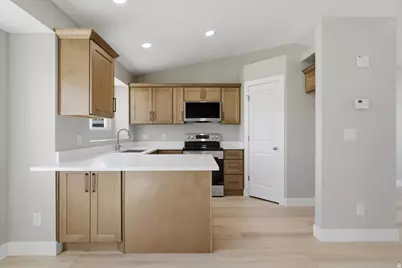 142 S 350 W, Clearfield, UT 84015 - Photo 13