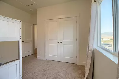 7958 N Bristlecone Rd W, Eagle Mountain, UT 84005 - Photo 7