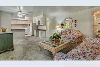 2220 E Murray Holladay Rd S #223, Holladay, UT 84117 - Photo 7