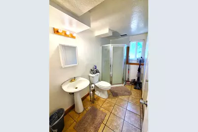6051 S 2900 W, Roy, UT 84067 - Photo 17