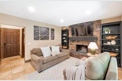 3489 E Creek Rd, Cottonwood Heights, UT 84121 - Photo 11