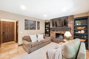 3489 E Crk Rd, Cottonwood Heights, UT 84121 - Photo 11