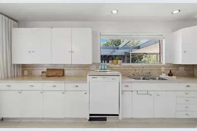 870 S 500 E, Orem, UT 84097 - Photo 13
