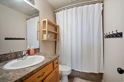 252 E 2275 N #38, North Ogden, UT 84414 - Photo 3