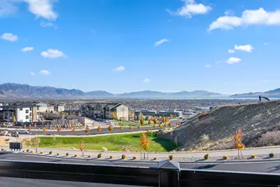 1320 S Summer View Dr E, Lehi, UT 84043 - Photo 35