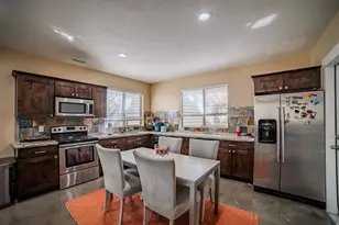 8621 S 1700 E, Sandy, UT 84093 - Photo 25