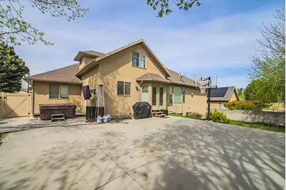 8621 S 1700 E, Sandy, UT 84093 - Photo 29