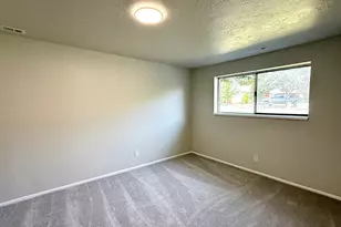 3543 W Barnfield Way, West Valley, UT 84119 - Photo 17