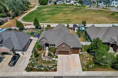 1074 W 2650 N, Lehi, UT 84043 - Photo 3