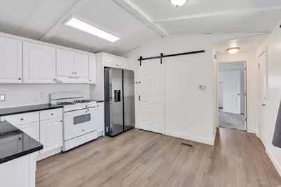 1172 S 1000 E #32, Provo, UT 84606 - Photo 3