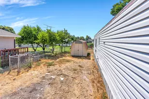 1172 S 1000 E, Provo, UT 84606 - Photo 17